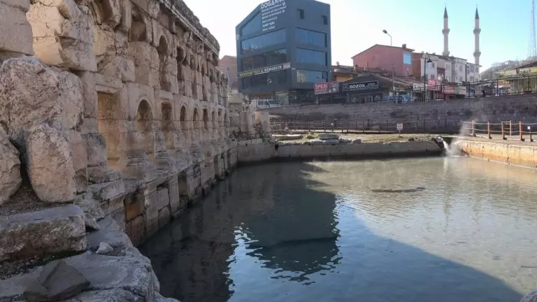 Sarıkaya Roman Bath