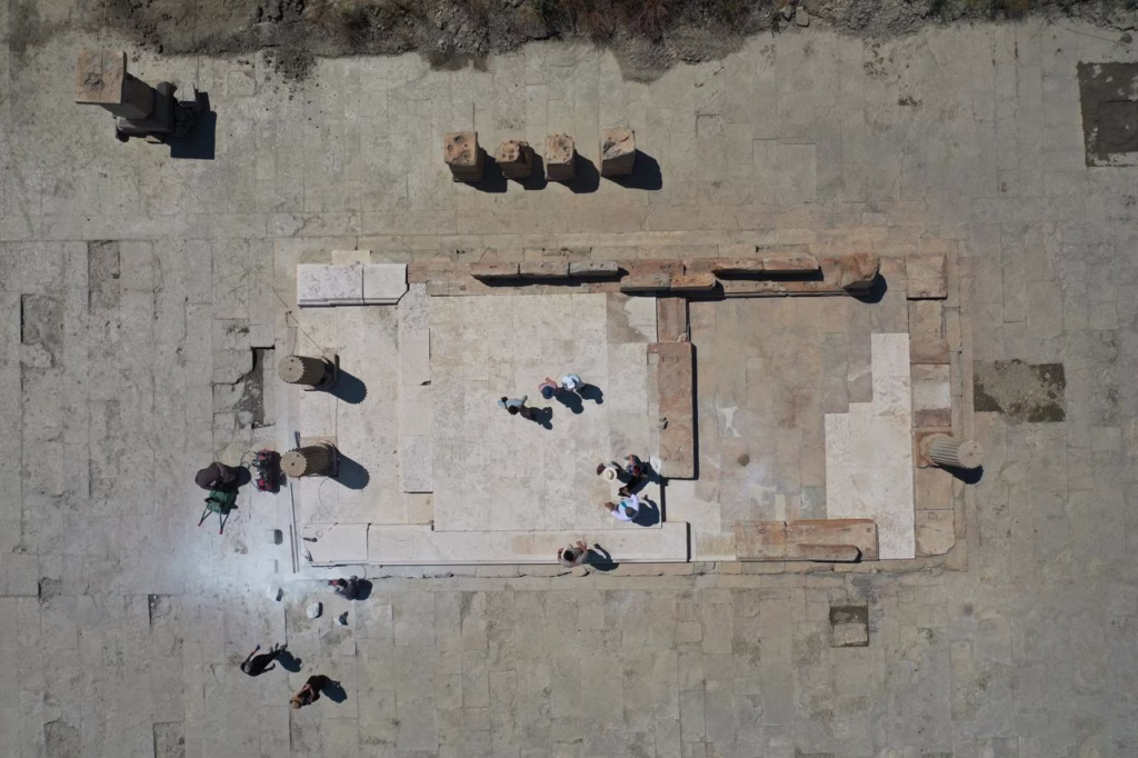 2,400-Year-Old Marble-Paved Square Unearthed in Ancient City of Magnesia, Türkiye