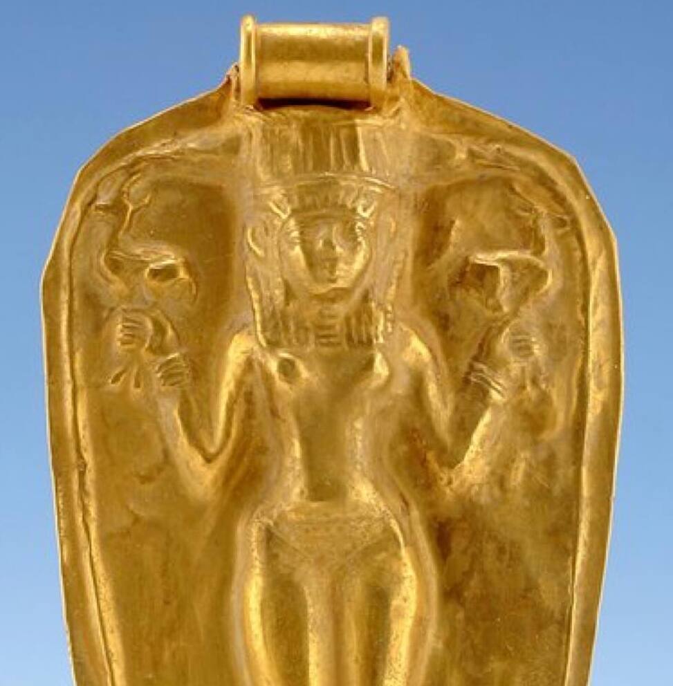 Golden Pendant with the Mistress of Animals Theme Excavated from the Uluburun Shipwreck