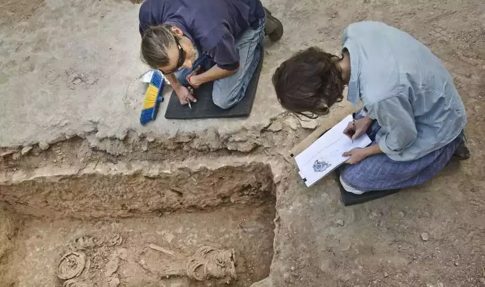 "Ringed Nun" Discovered Near Jerusalem: Shedding Light on Byzantine-Era Extreme Asceticism