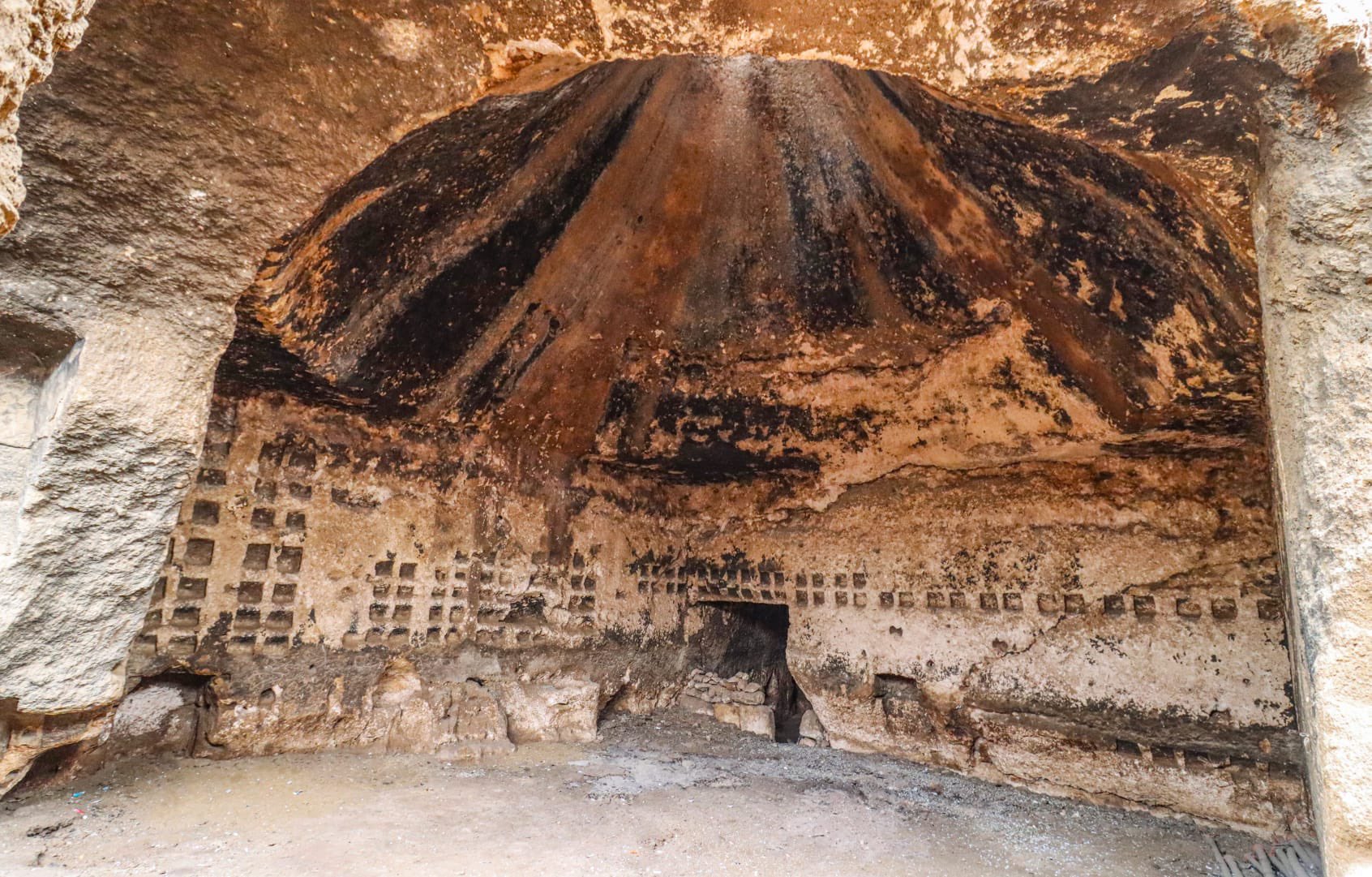 Rare Roman-Era Columbariums Discovered in Şanlıurfa