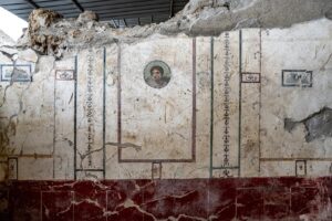 New-Pompeii-Discovery-Reveals-a-Family’s-Final-Moments-in-the-Wake-of-Vesuvius’-Eruption