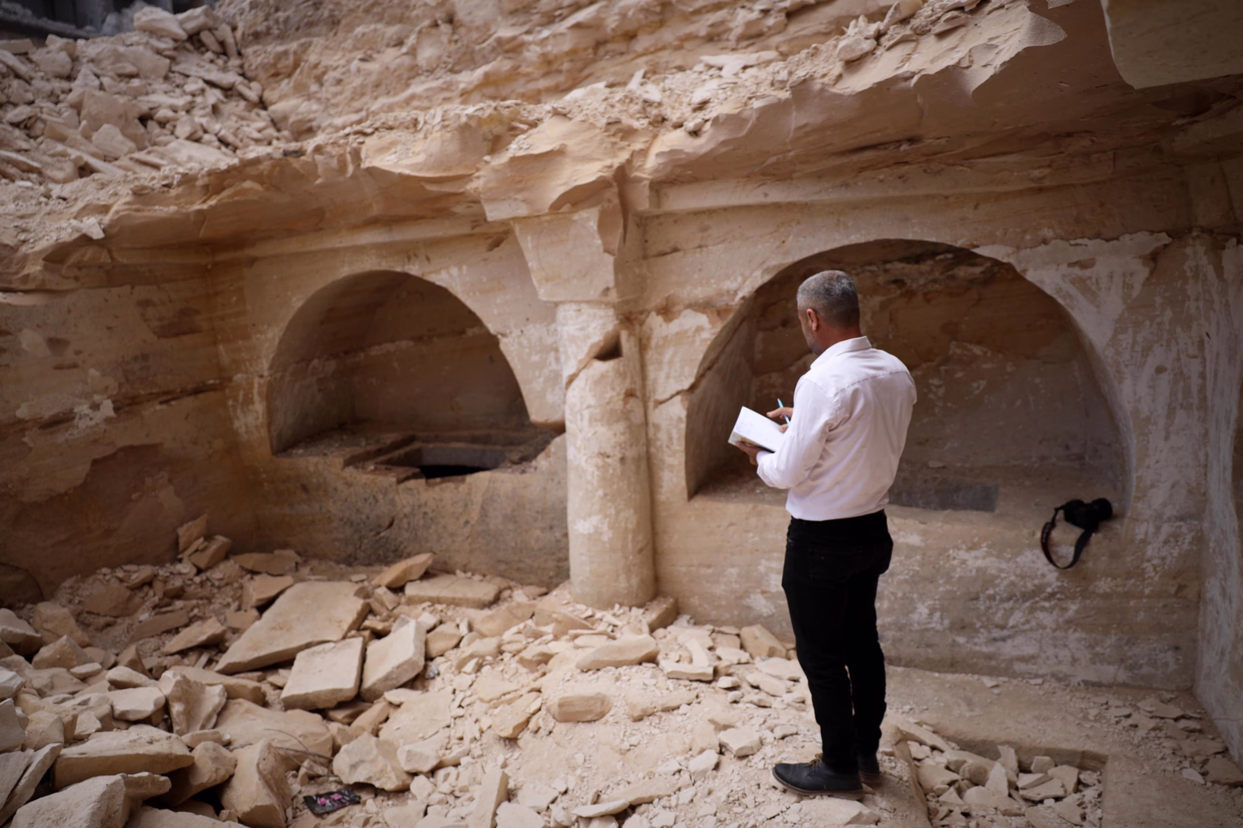 1,500-Year-Old Byzantine Tomb Complex Unearthed in Maarat al-Numan, Syria
