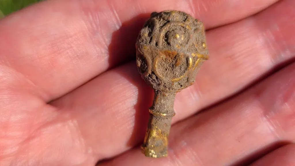 1,100-Year-Old Gold Piece Unearthed in Northumberland