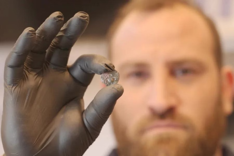 Archaeologists discover coin inscribed “For the Salvation of Zion” in Jerusalem