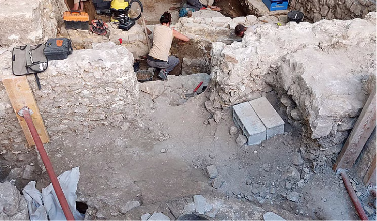 A 1,500-Year-Old Cathedral Unearthed Beneath Market Halls in Southern France