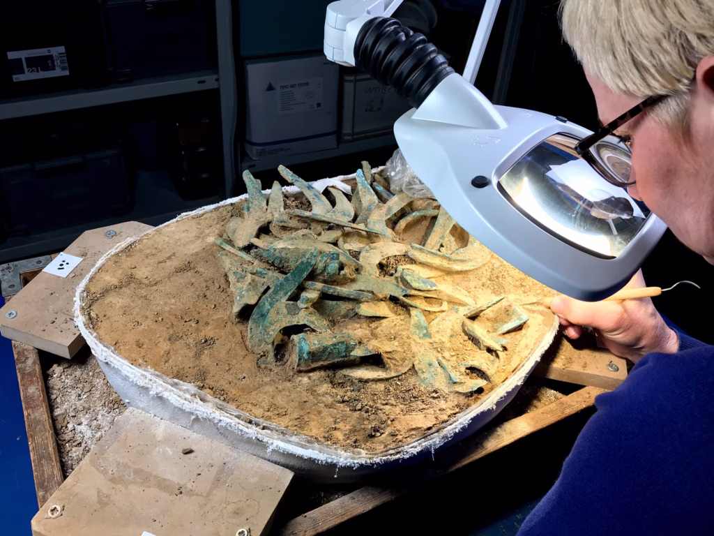 Largest Bronze Age Hoard in Upper Lusatia Unearthed in Görlitz