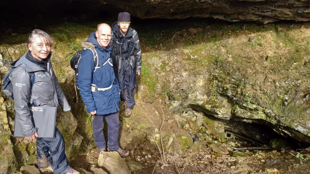 Prehistoric Caves in England Reveal Bronze Age Aurochs and Neolithic Burial Practices
