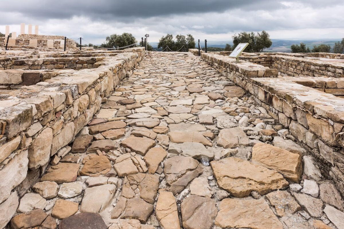 Archaeologists Discover Rare Roman Articulated Doll at Torreparedones Archaeological Park