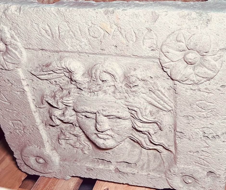 Medusa-Relief Etruscan Urn Unveils a Mysterious “Empty Tomb” in Perugia.
