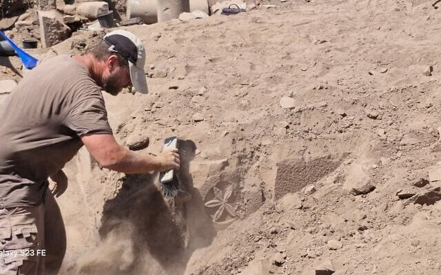 1,500-Year-Old Synagogue Unearthed Beneath Abandoned Syrian Village in the Golan Heights