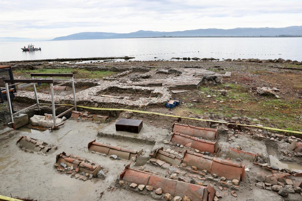 Biblical-Era Basilica Beneath Lake İznik (Nicaea, Turkey) Opens to Visitors