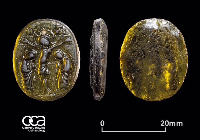 A Byzantine Glass Cameo Unearthed in Britain Reveals the Global Reach of Medieval Pilgrimage