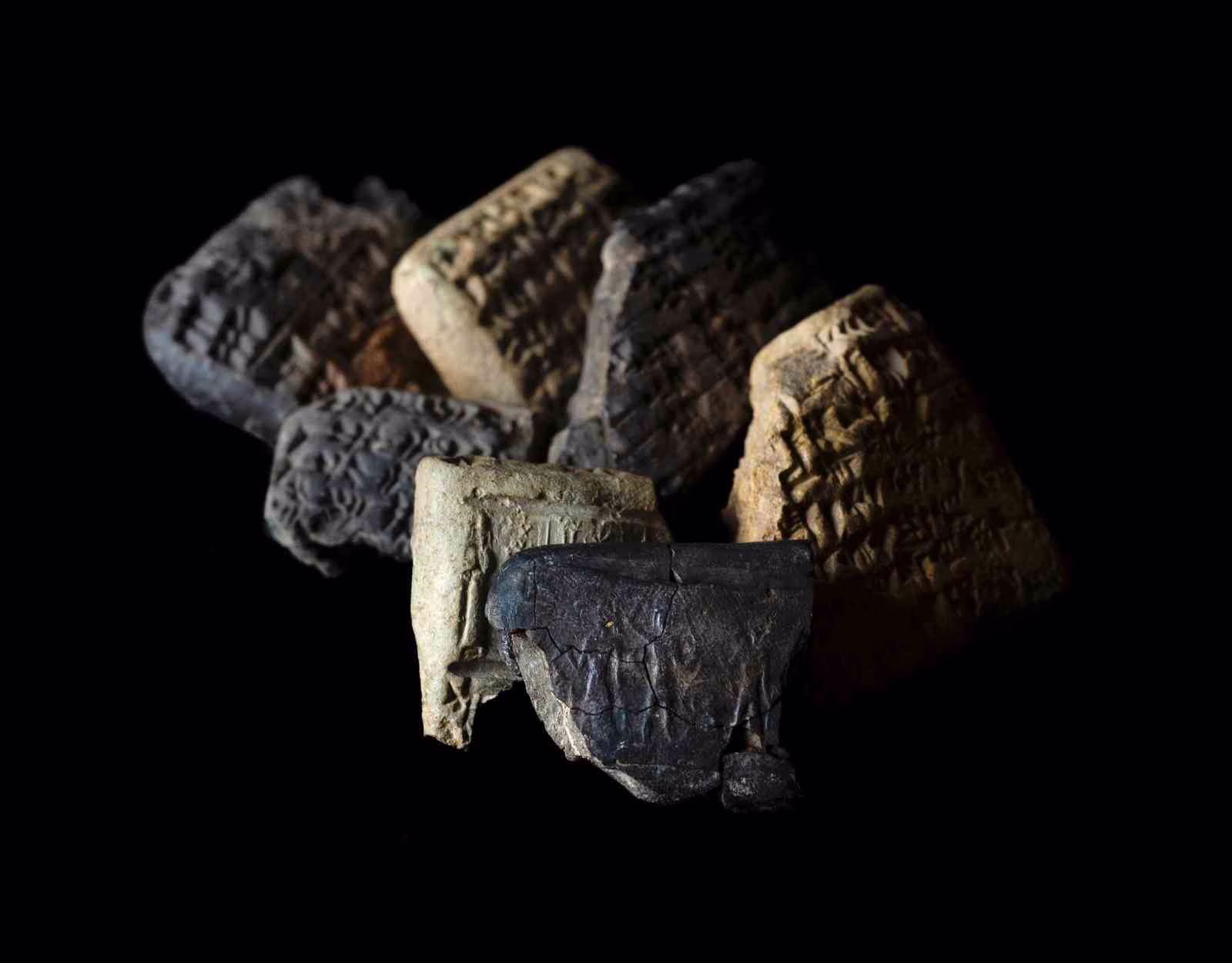 3,500-Year-Old Mitanni Archive Written in Akkadian and Seal Belonging to Hittite Prince Unearthed at Alalakh Mound