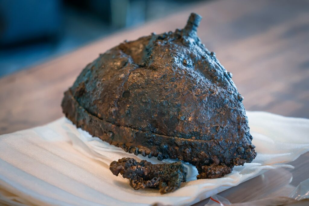 Rare 9th–10th Century Helmet and Chain-Mail Unearthed at Rustavi Fortress — A First for the South Caucasus