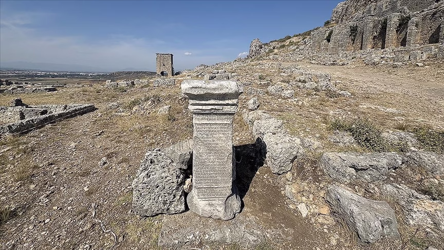 Antalya’s Sillyon Reveals the Tomb of Menodora, a Roman Woman Who Rebuilt Her City