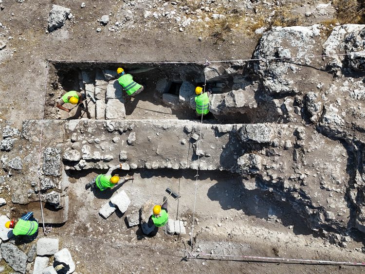 A 2,000-Year-Old Stadium Unearthed at Blaundos: A Roman Arena Rising Over One of Anatolia’s Deepest Canyons