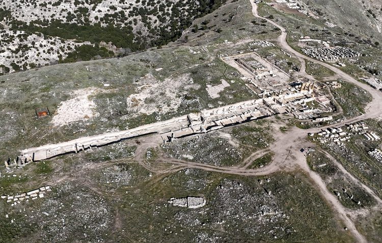 A 2,000-Year-Old Stadium Unearthed at Blaundos: A Roman Arena Rising Over One of Anatolia’s Deepest Canyons
