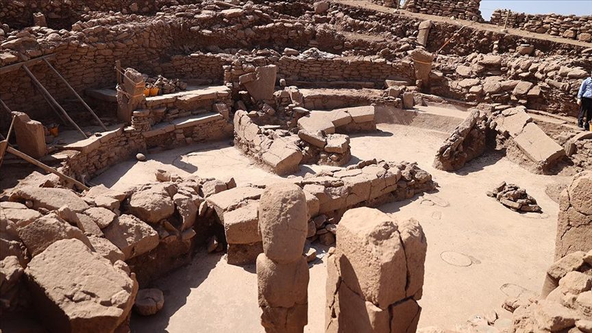 An amphitheater-like Neolithic structure has been uncovered at Karahantepe in southeastern Turkey