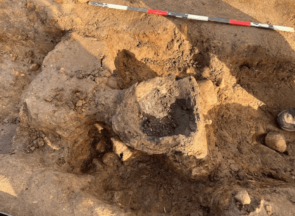 Wigan Archaeologists Uncover a 4,000-Year-Old Neolithic Henge and Bronze Age Cemetery2