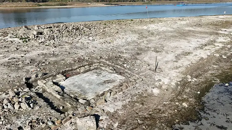 As Water Recedes, a Mosaic-Floored Ancient Structure Resurfaces in Lake Sapanca, Türkiye