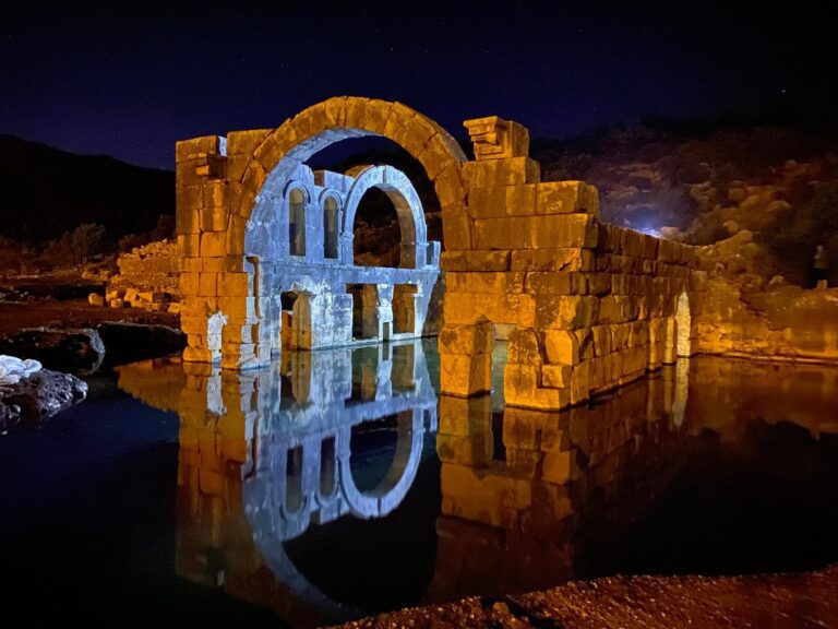 An 1,800-Year-Old Roman Bath Unlike Any Other Is Uncovered at Ancient ...