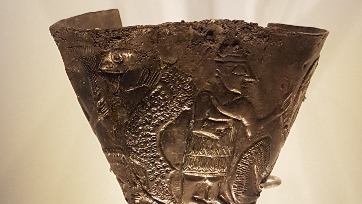 A 4,000-Year-Old Silver Goblet May Preserve One of Humanity’s Earliest Visions of the Cosmos
