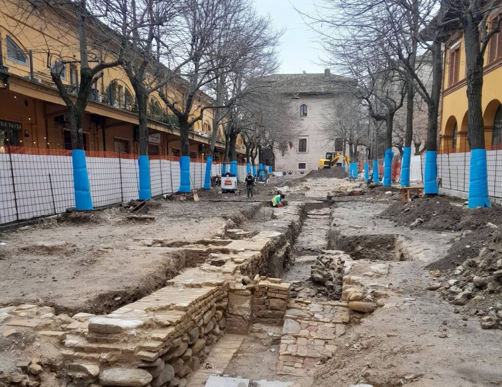 Vitruvius’ Lost Basilica Found: Archaeologists Confirm Legendary Roman Building in Fano
