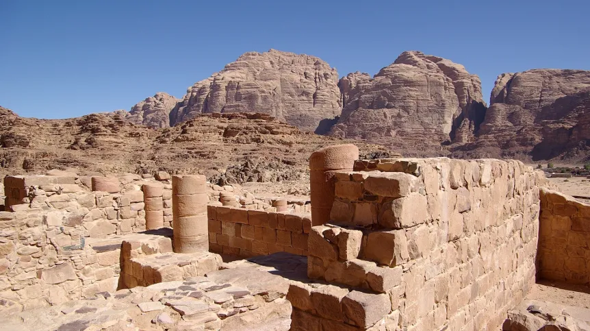 Who Built the Gods’ Houses? Sacred Architecture and Temple Builders of the Ancient Near East