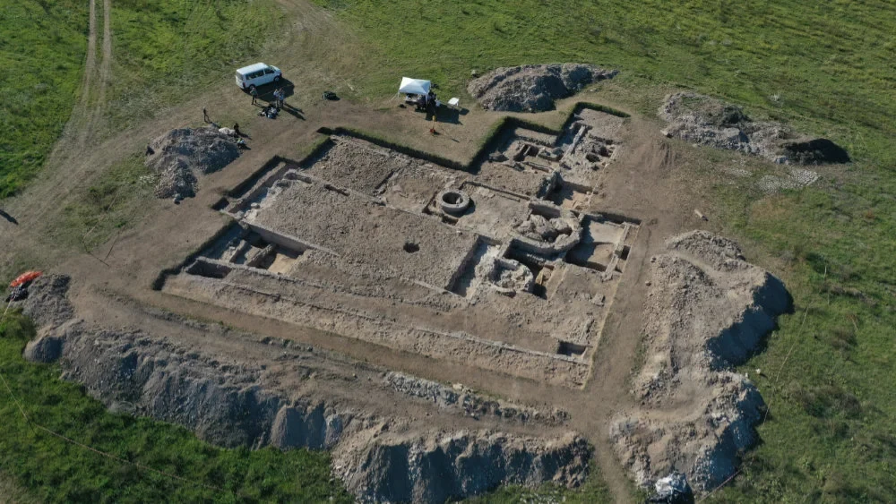 Beneath Roman Farmland, a 1,700-Year-Old Episcopal Power Complex Emerges at Ostia Antica