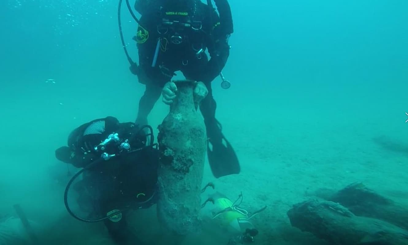 A Roman Cargo Giant Emerges from the Ionian Sea off Italy