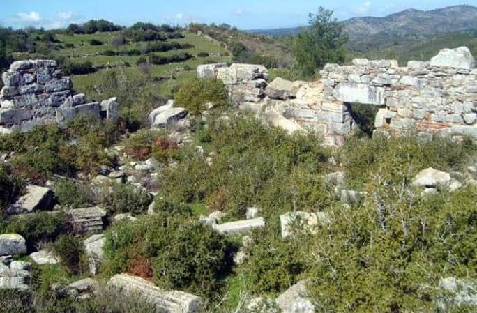 Forgotten 2,300-Year-Old City in Turkey Targeted by Looters as Excavations Remain Frozen