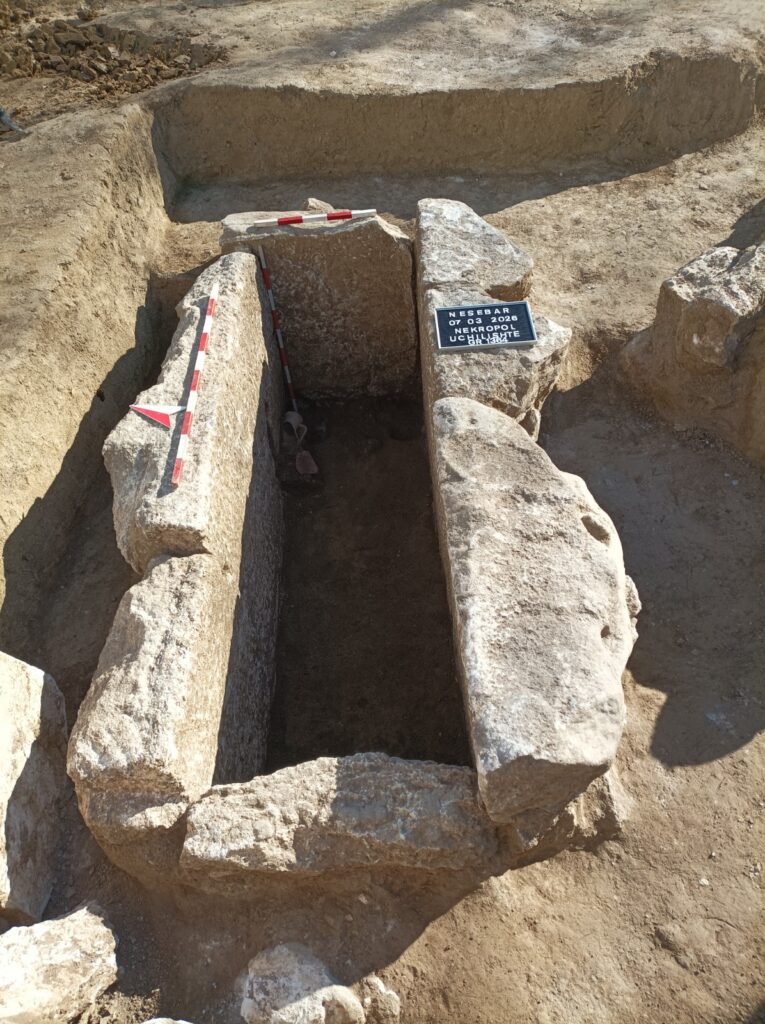 Hellenistic Tombs Unearthed in Bulgaria 