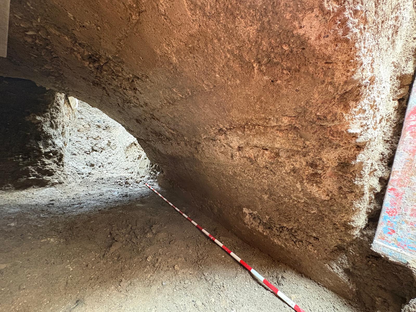 2,000-Year-Old Roman Bridge-Aqueduct Unearthed Beneath Zaragoza Streets