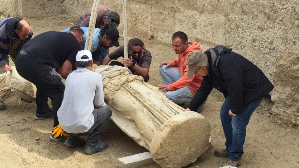 Archaeologists Uncover a 2,000-Year-Old Athena Statue in Laodikeia’s Western Theater
