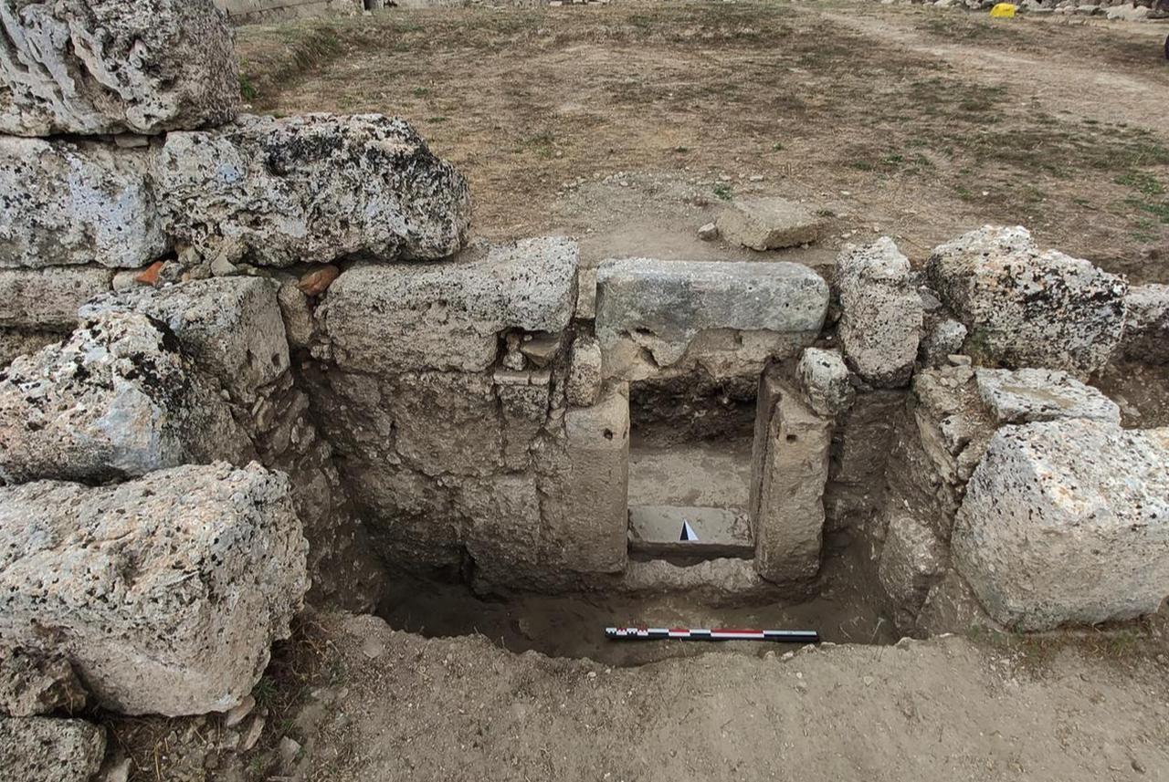 Ancient Rome Execution “Death Gates” Discovered in Perge Stadium Reveal Roman Execution Arena ...