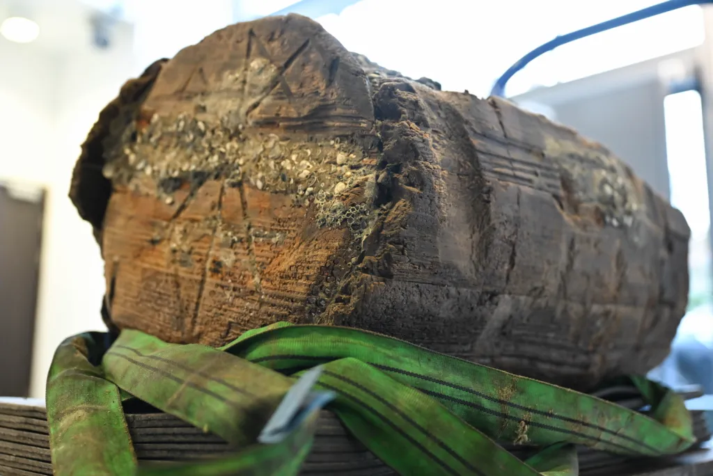 A Barrel of Medieval Iron Found Beneath the Baltic Sea May Reveal a Lost Trade Network