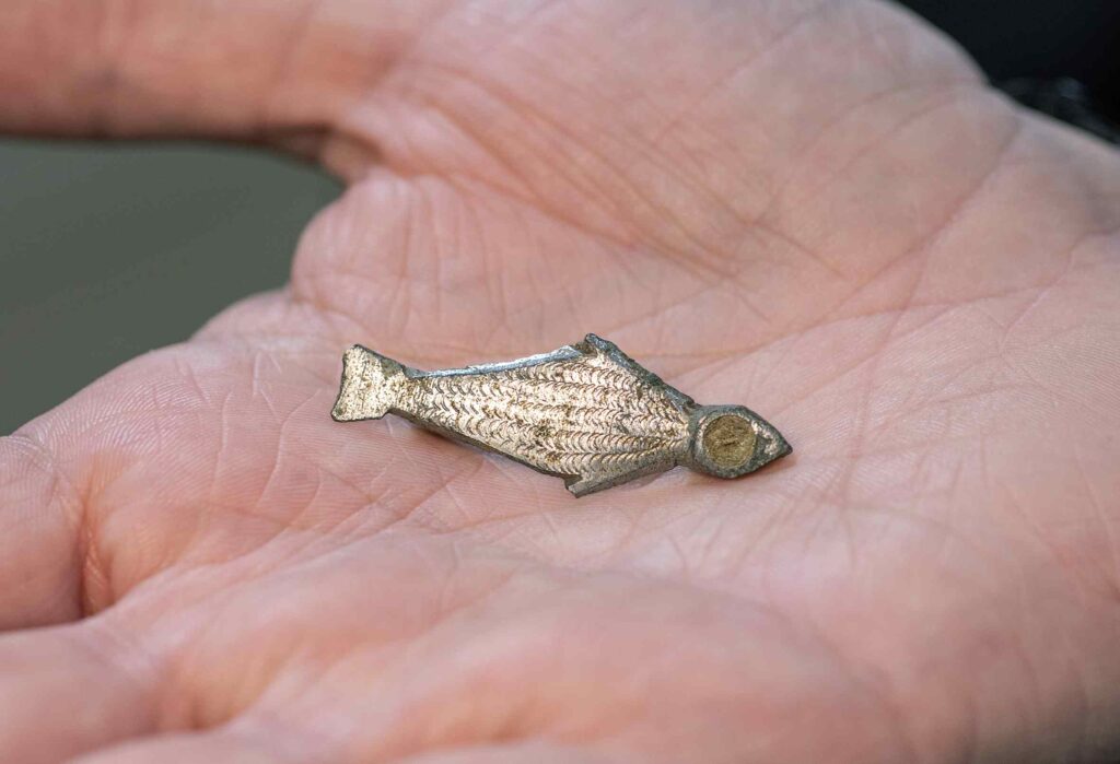 Archaeologists Unearth Roman Brooches, Anglo-Saxon Beads and a Medieval Pilgrim Object in Suffolk