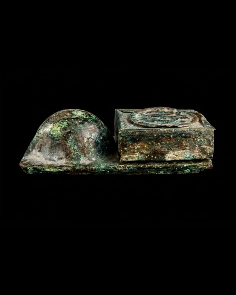 A 2,000-Year-Old Roman Makeup Box from Munigua Blends Beauty with Memory After Death