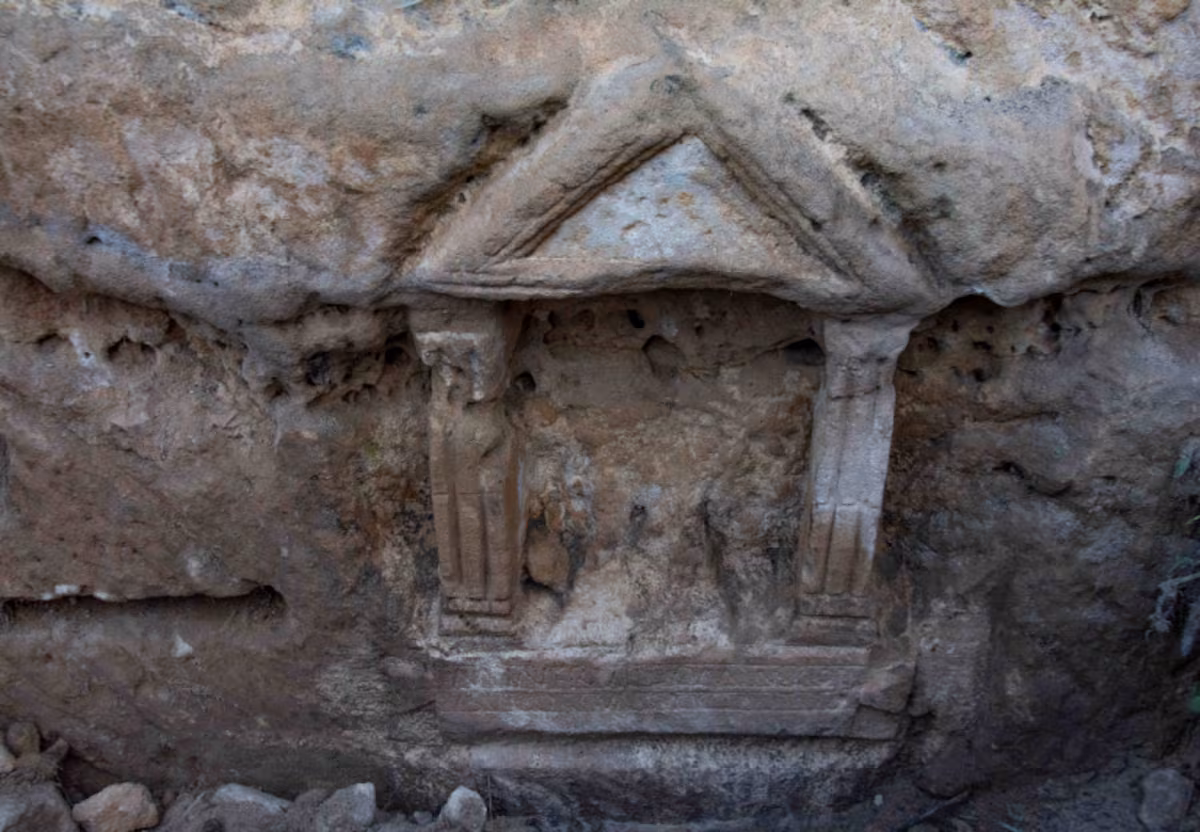 A Tiny Shrine to Minerva Was Carved Into a Roman Quarry in Spain 1,800 Years Ago