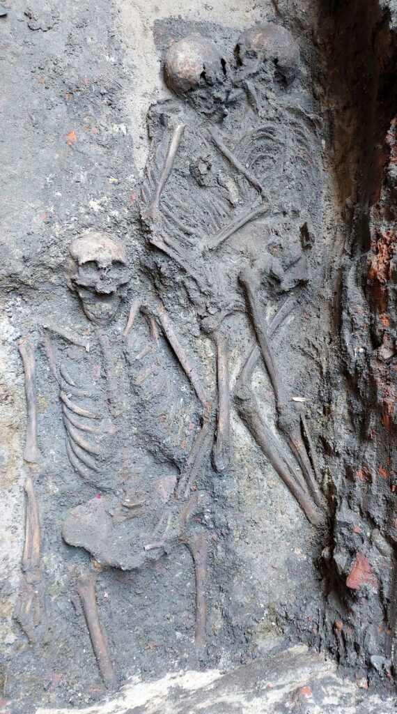 DNA Reveals Poland’s First Genetically Confirmed Same-Sex Medieval Burial