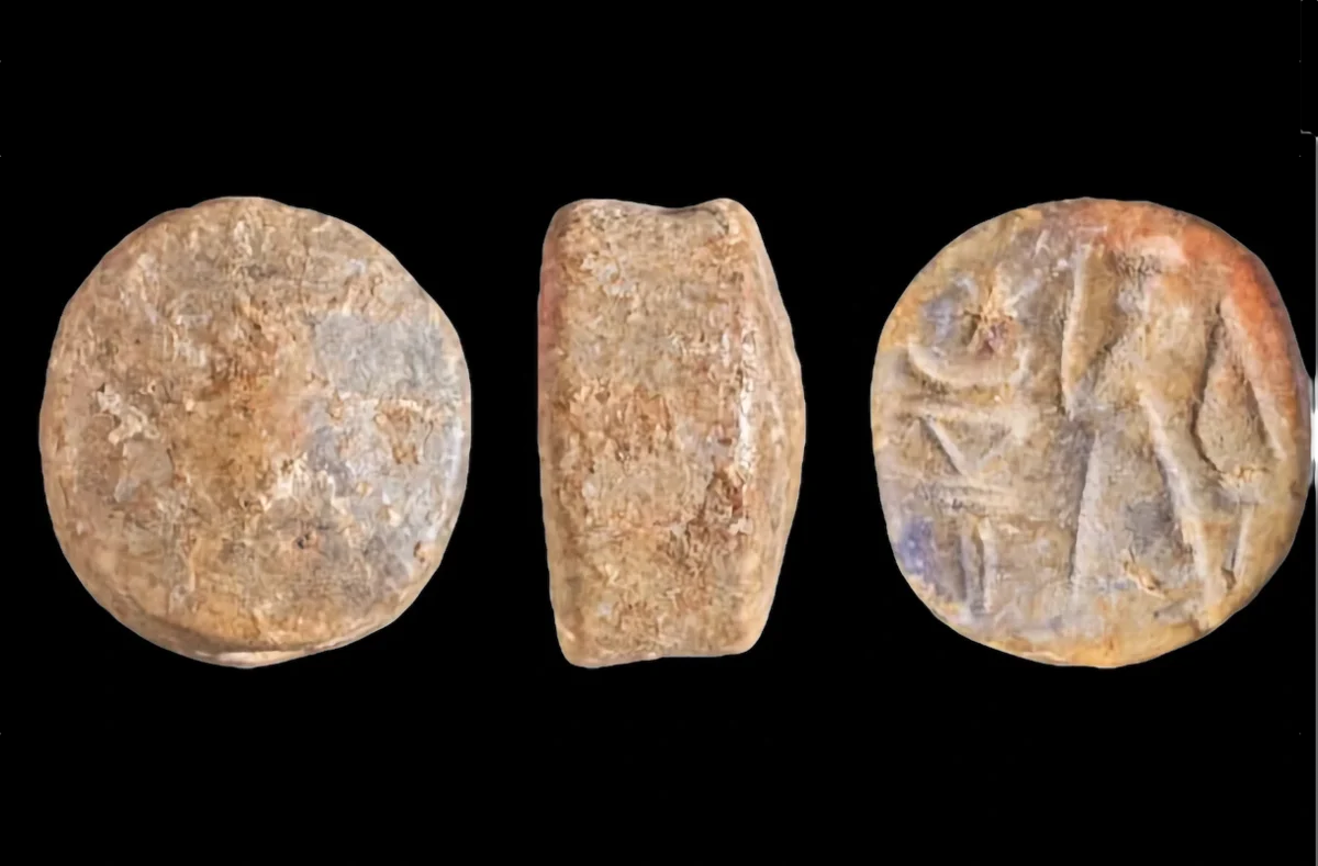 2,700-Year-Old Seal from Southern Israel Reveals Astral Symbols in Iron Age Judah