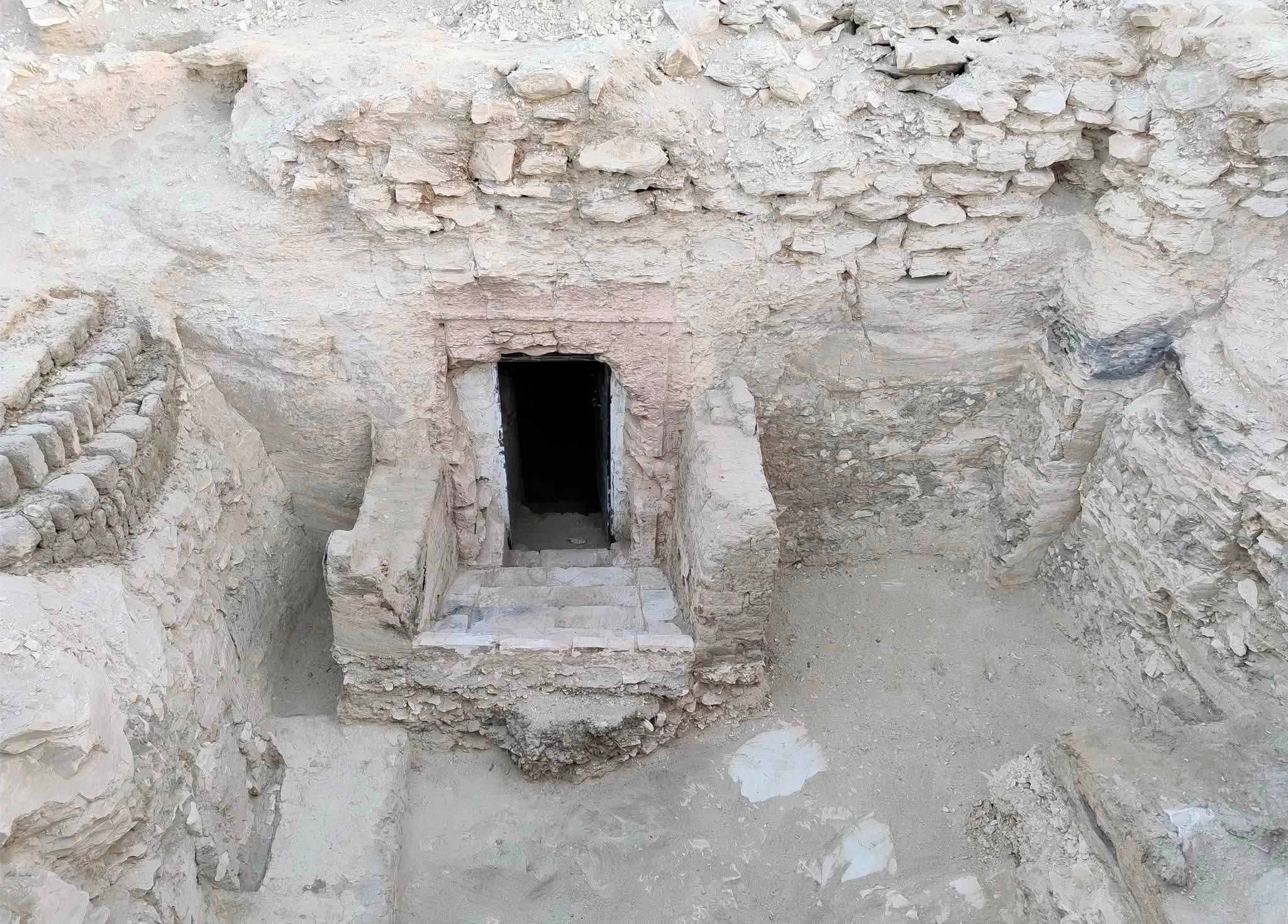 Ramesside-Era Painted Tomb of Paser Discovered in Luxor