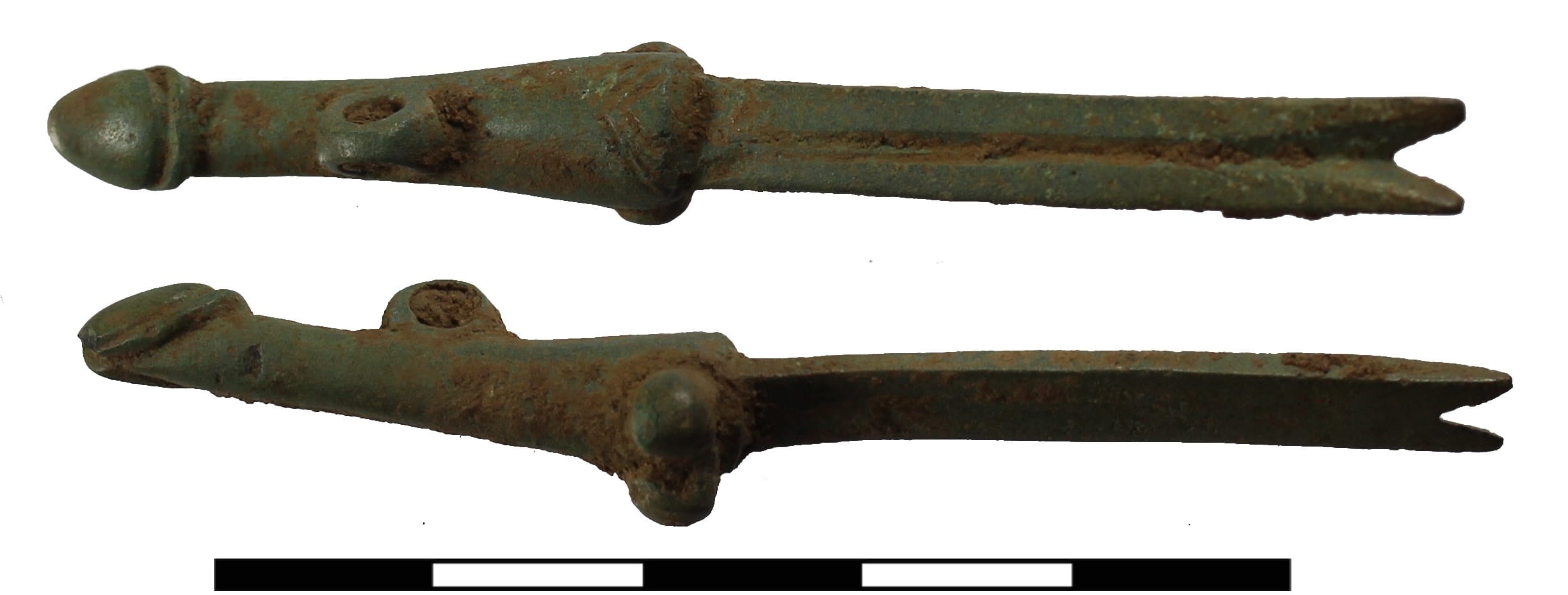 1,600-Year-Old Roman Nail Cleaner with Phallic Handle Unearthed Near Cheltenham