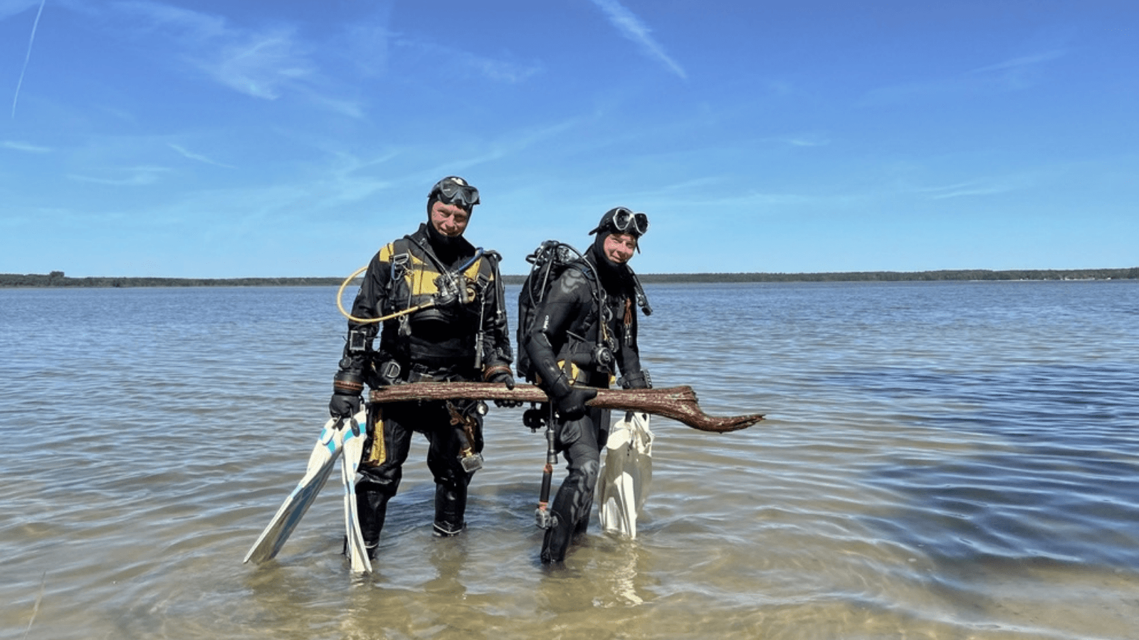 10,500-Year-Old Wooden Remains Found 20 Meters Beneath a German Lake