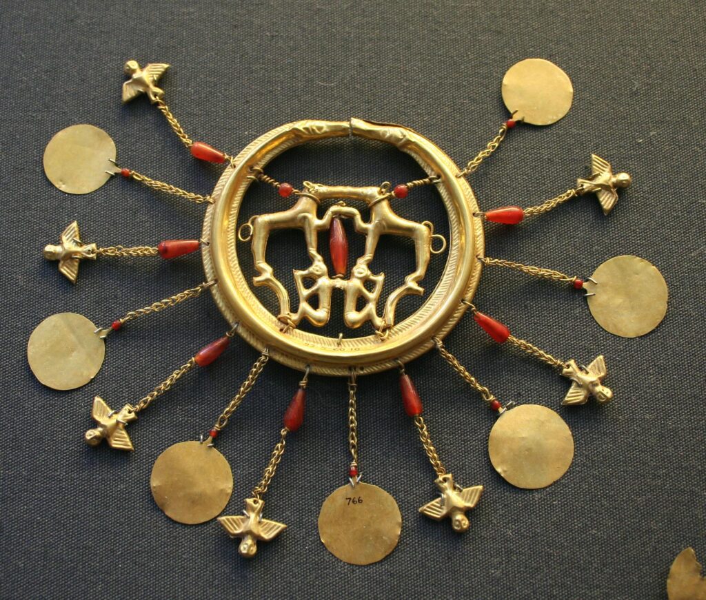 Bronze Age gold earring from the Aegina Treasure in the British Museum