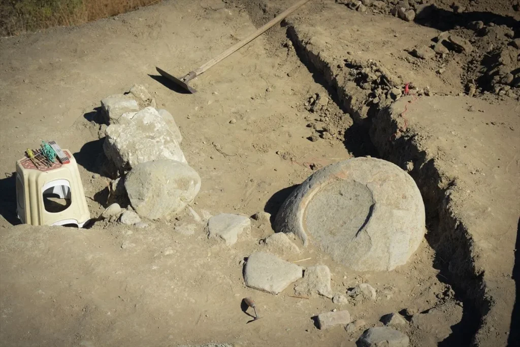 Large ceramic vessel partially uncovered during excavations at Maydos Kilisetepe.