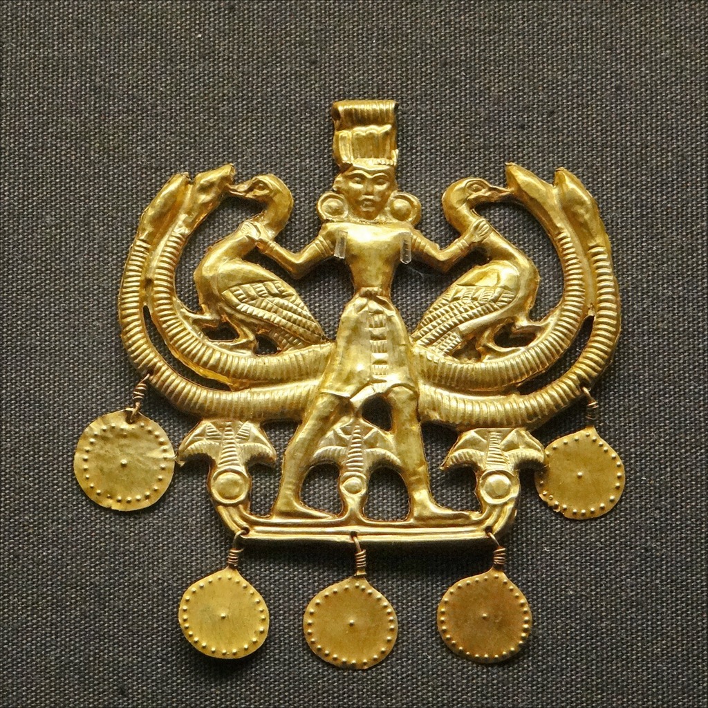 Master of Animals gold pendant from the Bronze Age Aegina Treasure