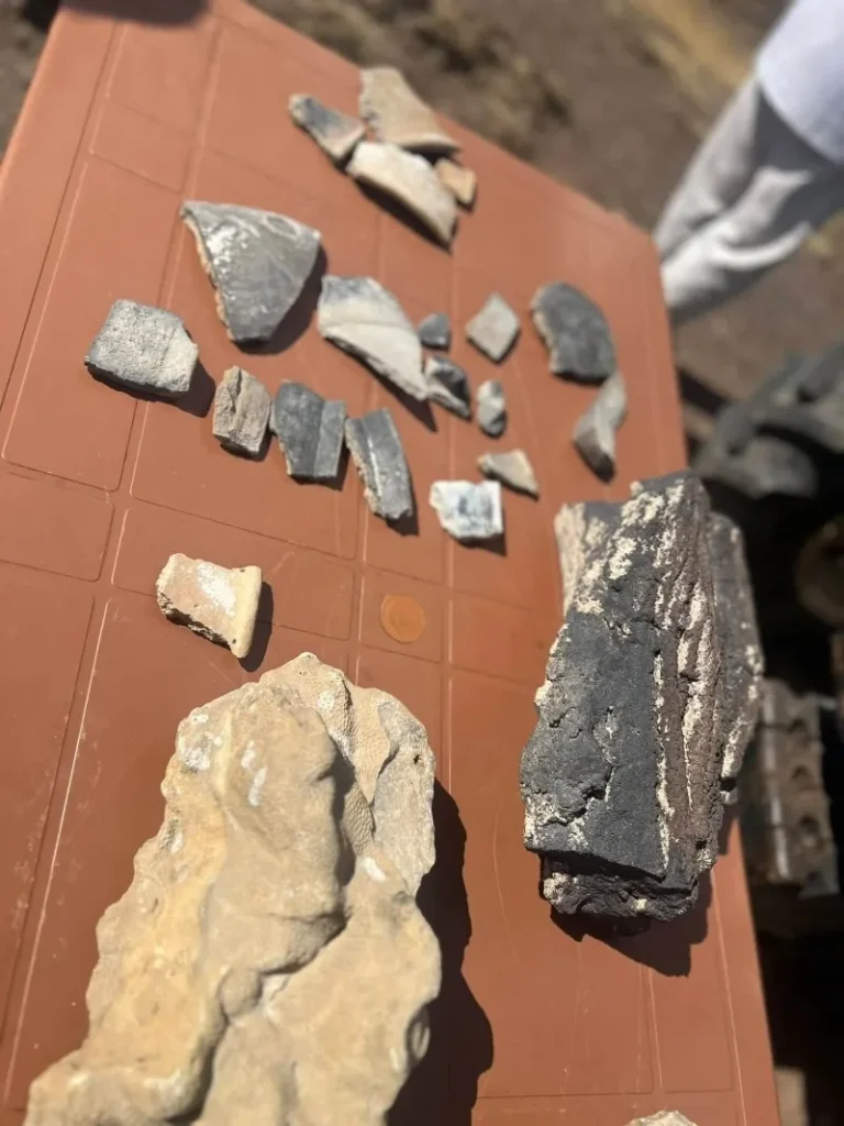 Pottery Found During New Search at Türkiye’s “Noah’s Ark” Formation