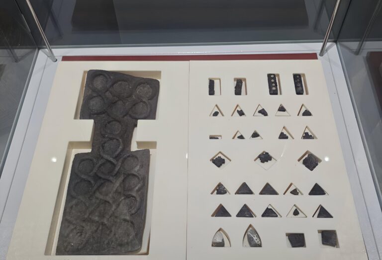 Ancient board game from Grave 731 at Shahr-i Sokhta